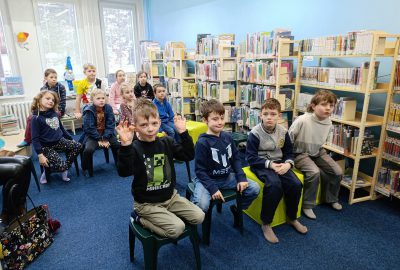 Návštěva knihovny.